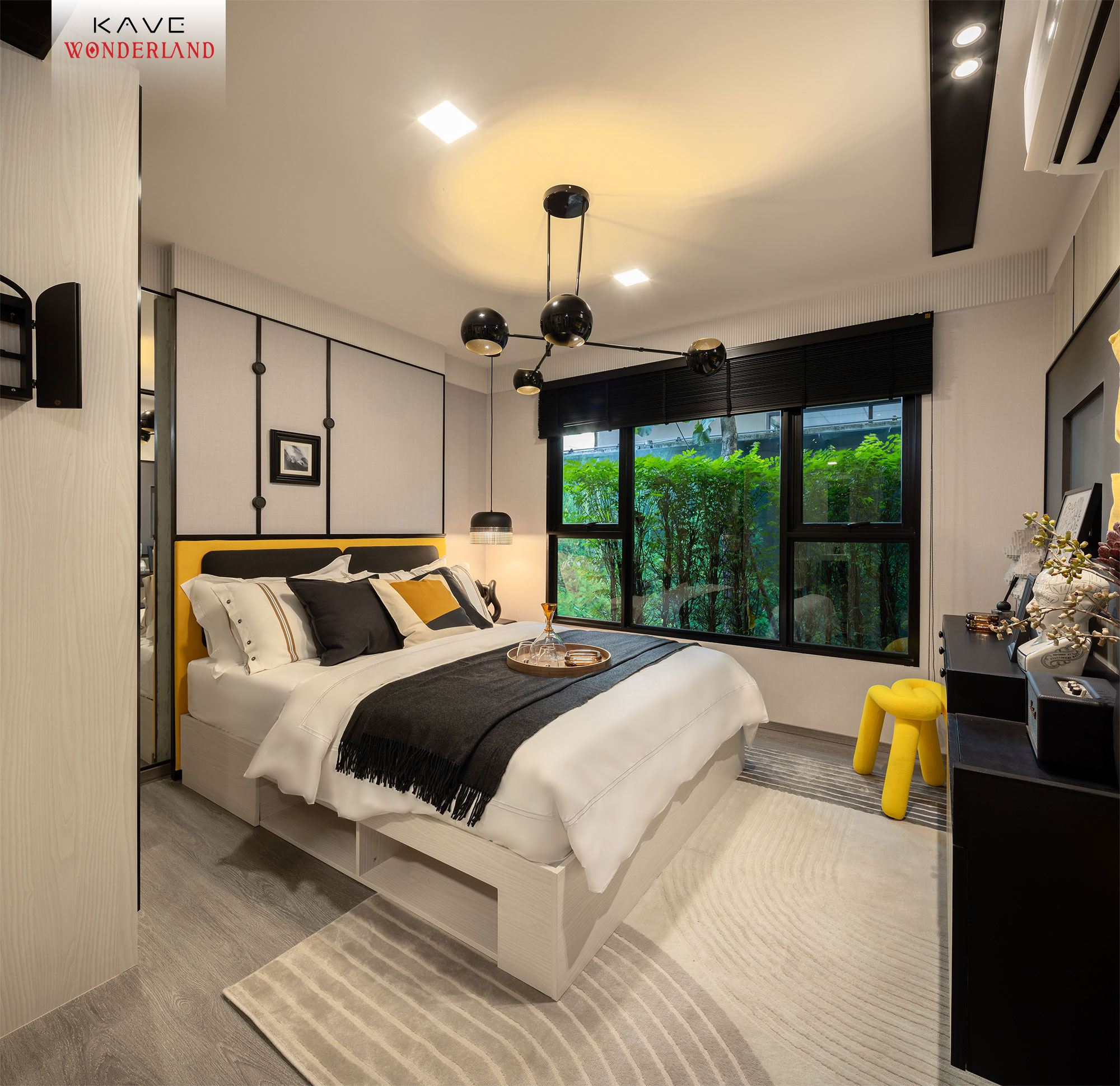 1BR Plus — ห้องนอน